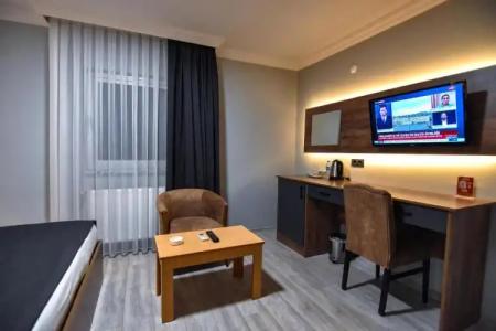 Sandal Otel - 120