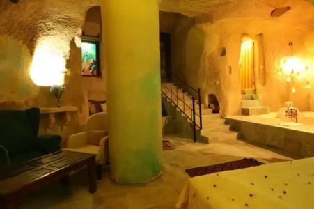 Blue Valley Cave - 20