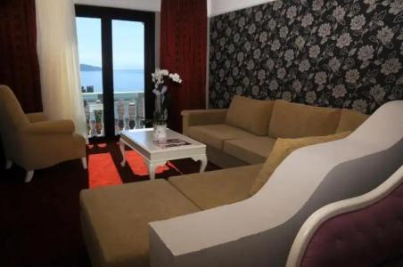 PARADISE ISLAND - 74