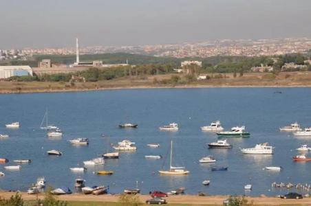 PARADISE ISLAND - 68