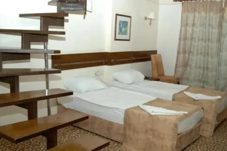 Lycus River Thermal - 76