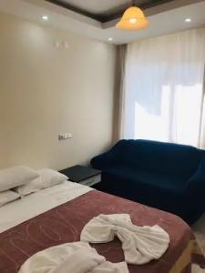 Shah Sultan Ozturk - 39