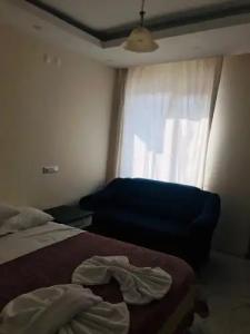 Shah Sultan Ozturk - 33