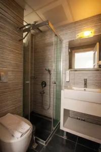 Gold Butik And Kaya - 68