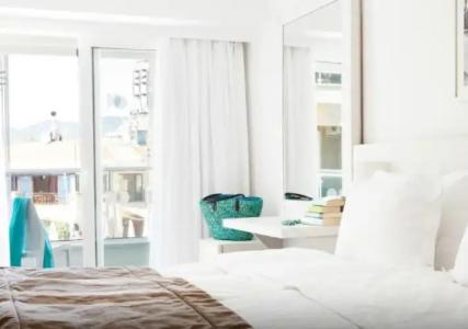 The Beachfront Adult Only 16 Plus - 88