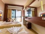 Standard Double room with partial sea view