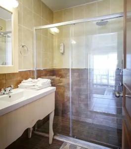Seaview Suite - 16