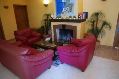 Mr. Dim Exclusive Apart - 1