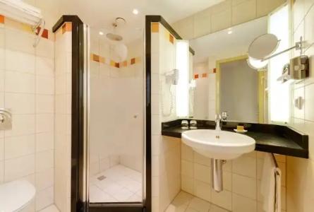 Robinson Camyuva - Adults Only - 127