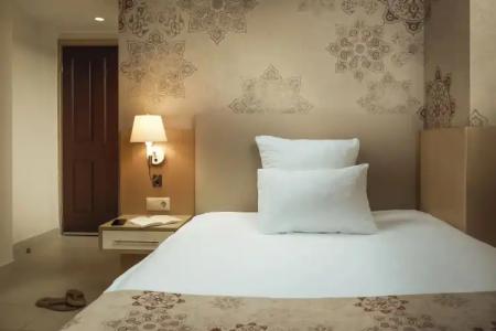 Robinson Camyuva - Adults Only - 122