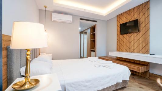 Istanbul Beach - 100