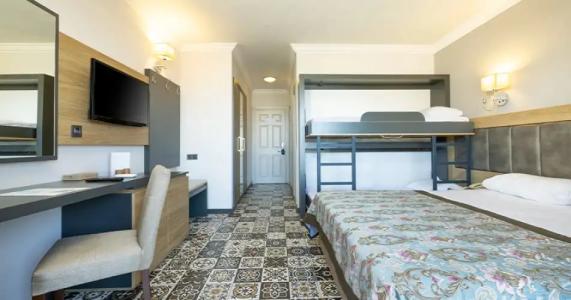 Crystal Aura Beach Resort & Spa - Ultimate All Inclusive - 109