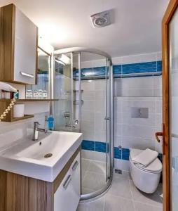 Sonne - Adults Only - 49