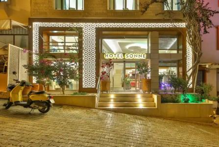 Sonne - Adults Only - 23