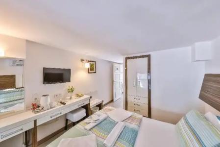 Sonne - Adults Only - 81