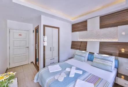 Sonne - Adults Only - 132