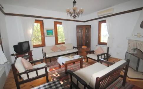 Kleo Cottages 1 - 14