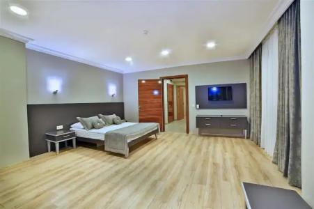 The Hera Premiums - 61