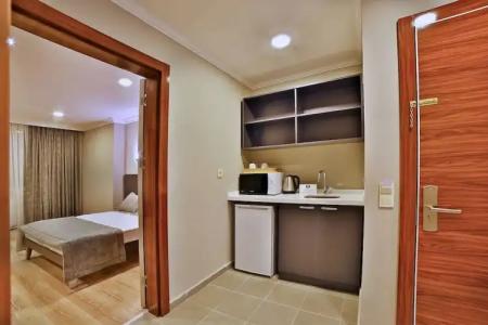 The Hera Premiums - 82