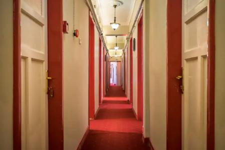 Erenler & Hostel - 61