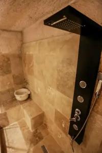 Elite Cave Suites - 66