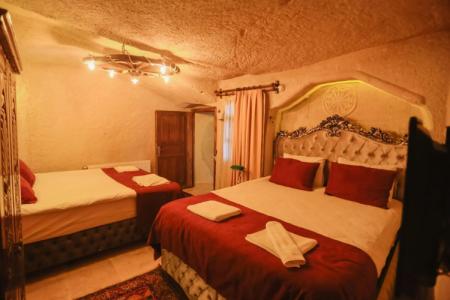 Elite Cave Suites - 25