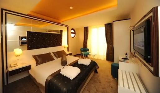 Blueberry Boutique - 45