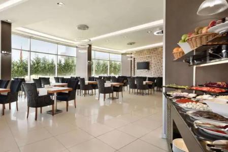 Ramada & Suites by Wyndham Edirne - 16