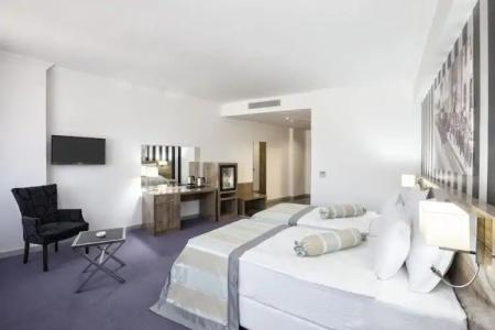 Ramada & Suites by Wyndham Edirne - 35