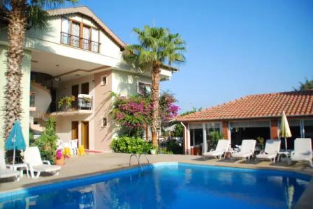 Crescent Hasirci - 11