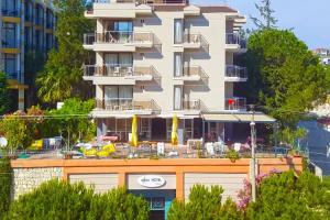 Atlas Hotel, Cesme