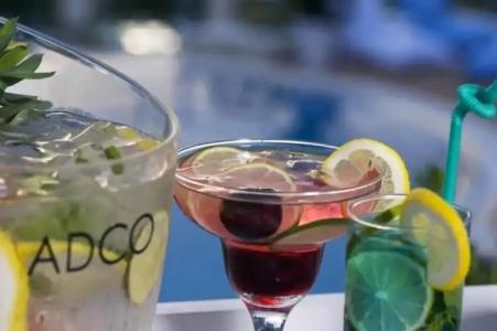 Kondo Suites Und Residence - 11