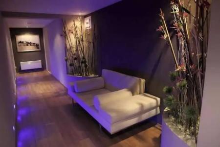 Kondo Suites Und Residence - 14