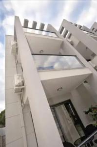 Kondo Suites Und Residence - 0