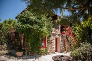 Aral Tatil Ciftligi, Bozcaada