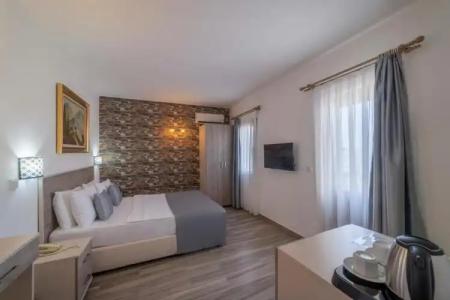 Queen Boutique - 115