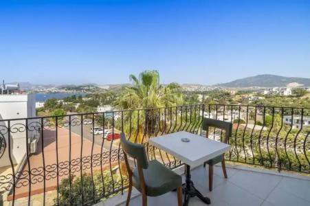 Queen Boutique - 112