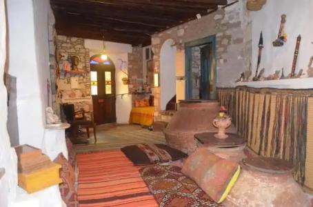 Taksiyarhis Pension - 11