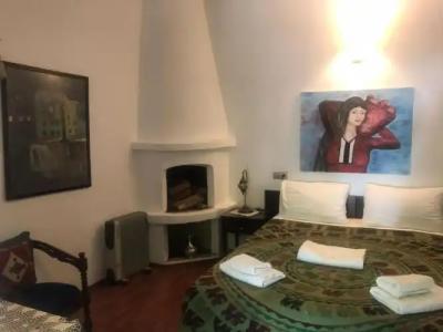 Hadrianus Boutique - 21