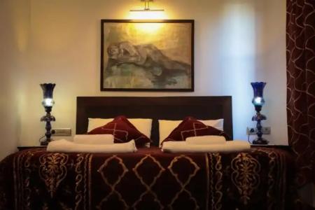 Hadrianus Boutique - 47