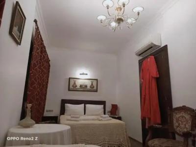 Hadrianus Boutique - 39