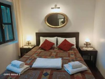 Hadrianus Boutique - 25