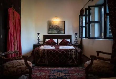 Hadrianus Boutique - 52