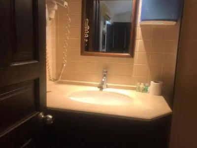 Hadrianus Boutique - 22