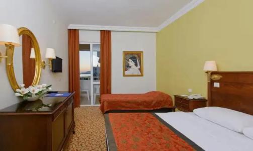 Antique Roman Palace - 104