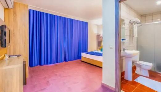 Club Big Blue Suit - All Inclusive - 107