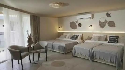 Sun by En VIE Beach - 54