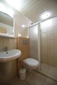 Kleopatra Melissa - 14