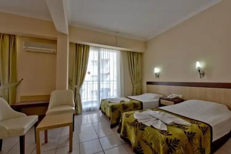 Kleopatra Melissa - 13