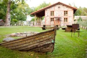 Linnumaja Guesthouse, Uulu